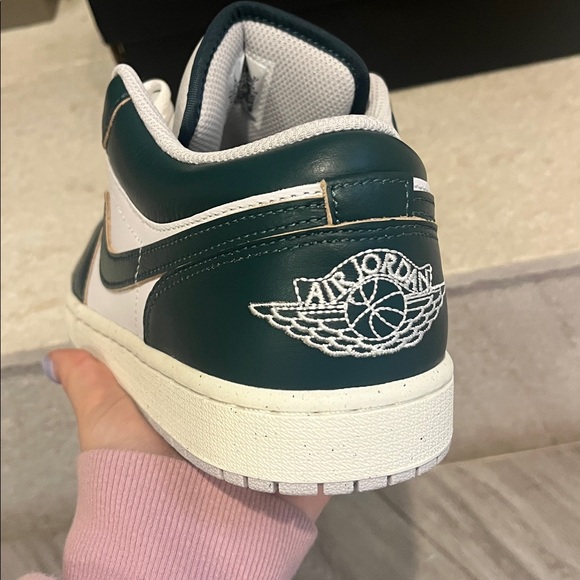 New!! Nike air jordan 1 low special edition men's sneakers - Picture 4 of 7